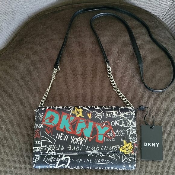 ✨️HP✨️ DKNY🗽 Gia Wallet On A Chain⛓ - NWT - Picture 12 of 16